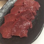 炭火焼肉深山 - ハツ刺し