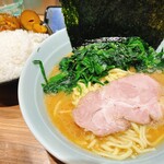 横浜ラーメン 渡来武 - 