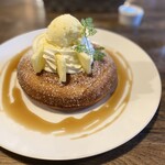 anea cafe - 特製パンケーキ メープルソース,北海道塩バター,バニラアイストッピング