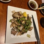 麹蔵 - 鶏肉のいぶり焼き？