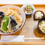 食事処 久松 - 野菜天丼大盛り