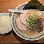 熊本ラーメン ひごもんず - 