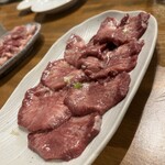 炭火焼肉ホルモンさわいし - 