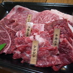 ウエムラ・ベース - 肉盛り合わせ　7350円也