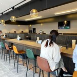 MENYA KIYO - 奥のテレビではミスチルのPVが流れてます