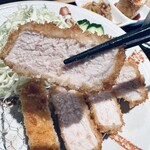 핫타야 - 돈까스 단면