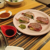 焼肉おしわら 雅 - 炙り肉寿司
