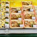 えびすぱーな - 料理写真:お惣菜(薄揚玉子と大根の煮つけ)・魚の煮つけ