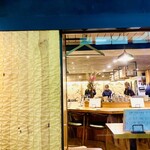 めしや ヒロキ倶楽部 - 外から見た店内