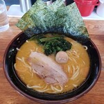 横浜家系ラーメン頂家 - 