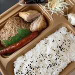 本家かまどや - 料理写真:ミックスグリル弁当✧︎*。