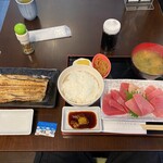 海鮮丼 まぐろ家 - 