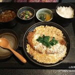 Washoku Shunsai Rin - カツ卵とじ定食