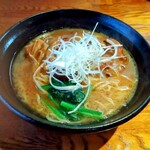 麺処 鳴神 - 2023/10月上旬。白湯しょうゆらーめん。