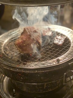 Sumibi Yakiniku Yakiniku No Gansan - 炭火がうまい