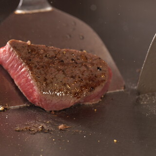 焼き加減はお好みで◎国産A5ランクの"熟成黒毛和牛"を堪能