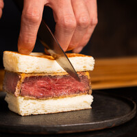 山科シャトーブリアンカツサンド