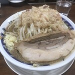 らーめん大 - コールはニンニク少し、野菜、アブラ多め