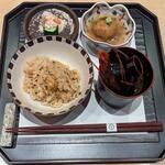 くずし 之助 - 本日の土鍋御飯(コース料理 料理長おまかせ)