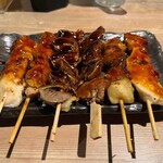 水炊き・焼き鳥 とりいちず - ■串焼きおまかせ6本盛り（タレ）￥799