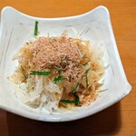 寿司居酒屋 や台ずし - オニオンスライス395円