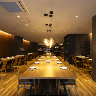 SALVATORE CUOMO & BAR_1