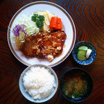 Sumiyoshi - ほどほど満足食堂住吉 ガーリックポーク定食200g1,370円