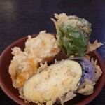 Maruyoshi - 先に揚げたて天ぷら来ました