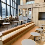 And Cafe Sacai - 開放感が気持ちのいいカフェ