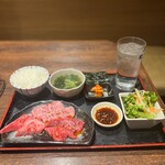 神戸牛・個室焼肉 大長今 - 