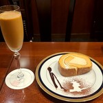 Kohi Kurabu Den - 特製アイスコーヒーと、炭火焙煎珈琲ロールケーキ