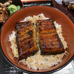 Unagi No Unayasu - うな重　ライス普通　（税込）900円