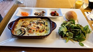 【中古】 青山・表参道・六本木とっても上等なランチ 表参道のおしゃれなお店でランチ！高級店からカジュアルまで30選 [食べ