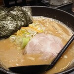 Hokkaidou Ramen Okuhara Ryuu Kura - 合わせ味噌ラーメン ¥920