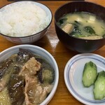 味寿食堂 - 本日のオススメ 豚肉と茄子の味噌炒め、ライス小、味噌汁