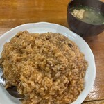 味寿食堂 - ポークライス、味噌汁