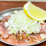 新宿ホルモン焼き だるま - 