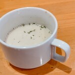喫茶&軽食 マルミツ - じゃが芋のポタージュスープ！！優しい味♥️