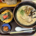 Ramen Nagahama Hana - 長浜ラーメンとミニぶっとびめしのセット