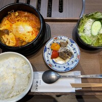 熟成焼肉 あらた - 旨辛チゲスープ