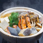 hot bowl with Seafood food