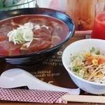 「ｶﾚｰうどん+ｻﾗﾀﾞ+ﾄﾏﾄｼﾞｭｰｽ」\750です(2013/10/20UP)