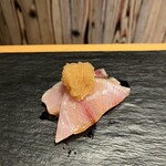 まんてん鮨 日本橋 - 鰤