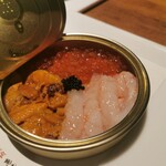 焼肉 うしみつ - 口福の極み缶詰めユッケ～雲丹・いくら・甘エビ～