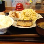 Tsutsukiya - 焼塩サバ定食