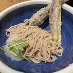 Fukurokuju Soba - キリッと締まった蕎麦。背筋が伸びる