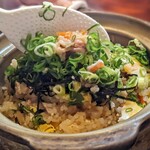 鳥喜久 - 鶏めし：混ぜ混ぜ～