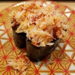 回転寿し トリトン - 北海道産花咲がに軍艦。