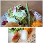 L&L DAIRY - ＊お野菜はシャキシャキで少し甘めのドレッシングもいいお味ですけれど、葉物中心ですのでもう少し種類が多いといいかも。無花果と梨は甘くて美味しい。