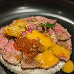 肉と魚 Second Class Tokyo - 神戸ビーフ玉手箱